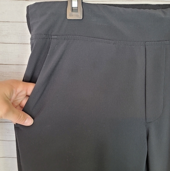 Athleta Stella Shale Ankle  Stretch Trouser Pants in Black, sz 4 - Picture 2 of 12